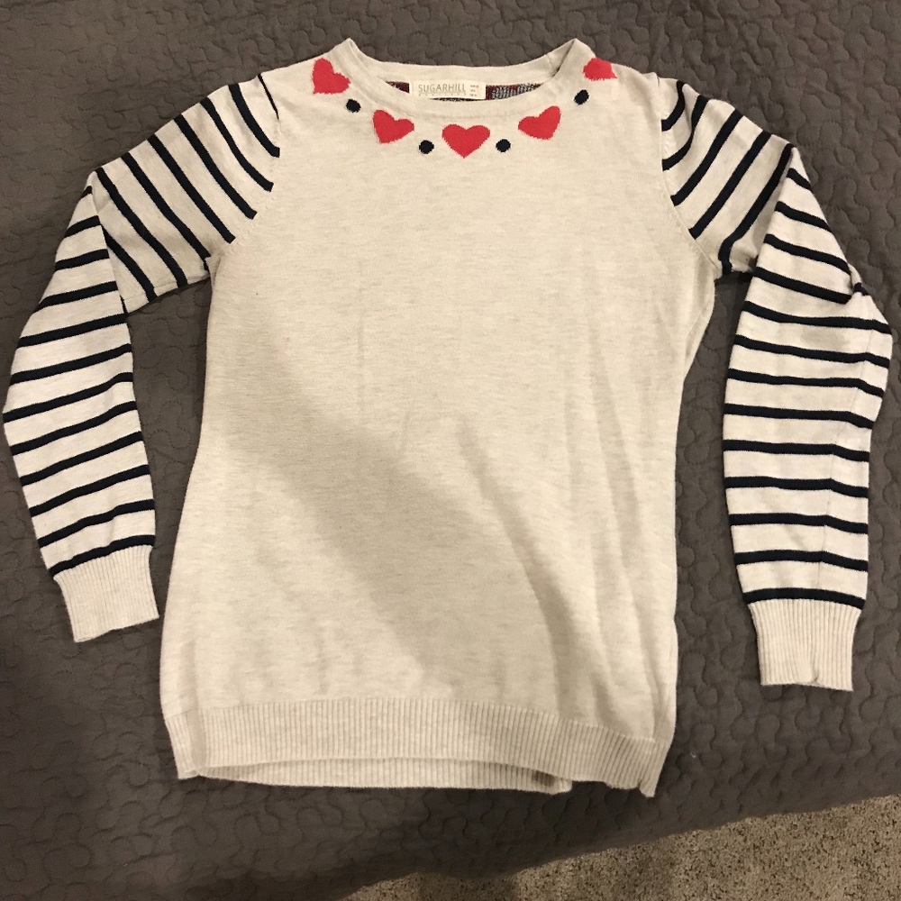 Adorable Sugar Hill Sweater Size small